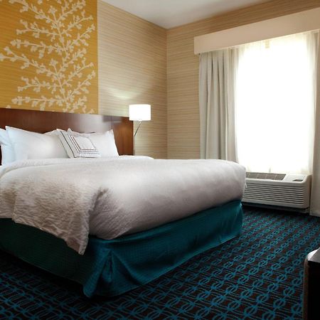 Fairfield Inn & Suites By Marriott Lethbridge Esterno foto