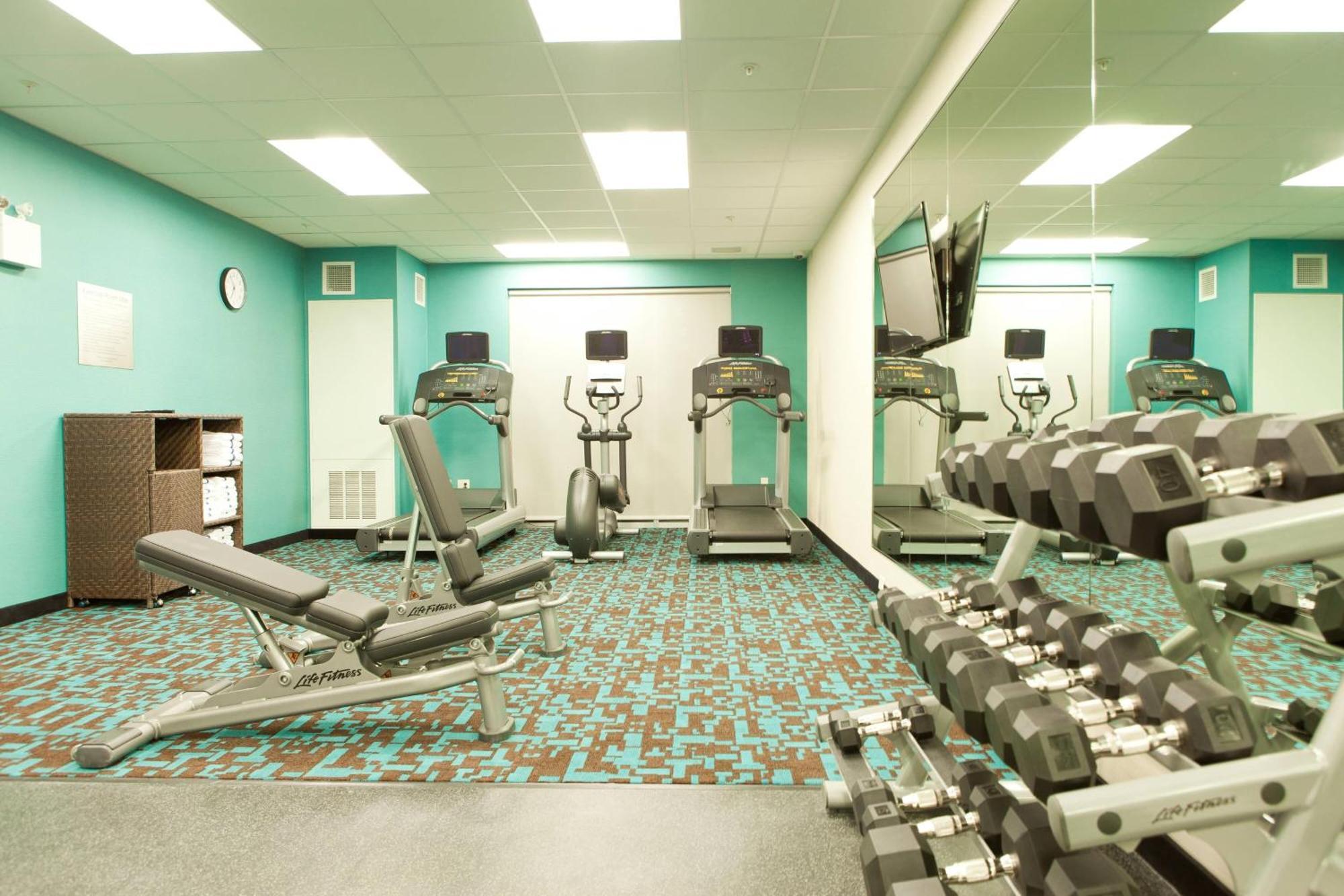 Fairfield Inn & Suites By Marriott Lethbridge Esterno foto