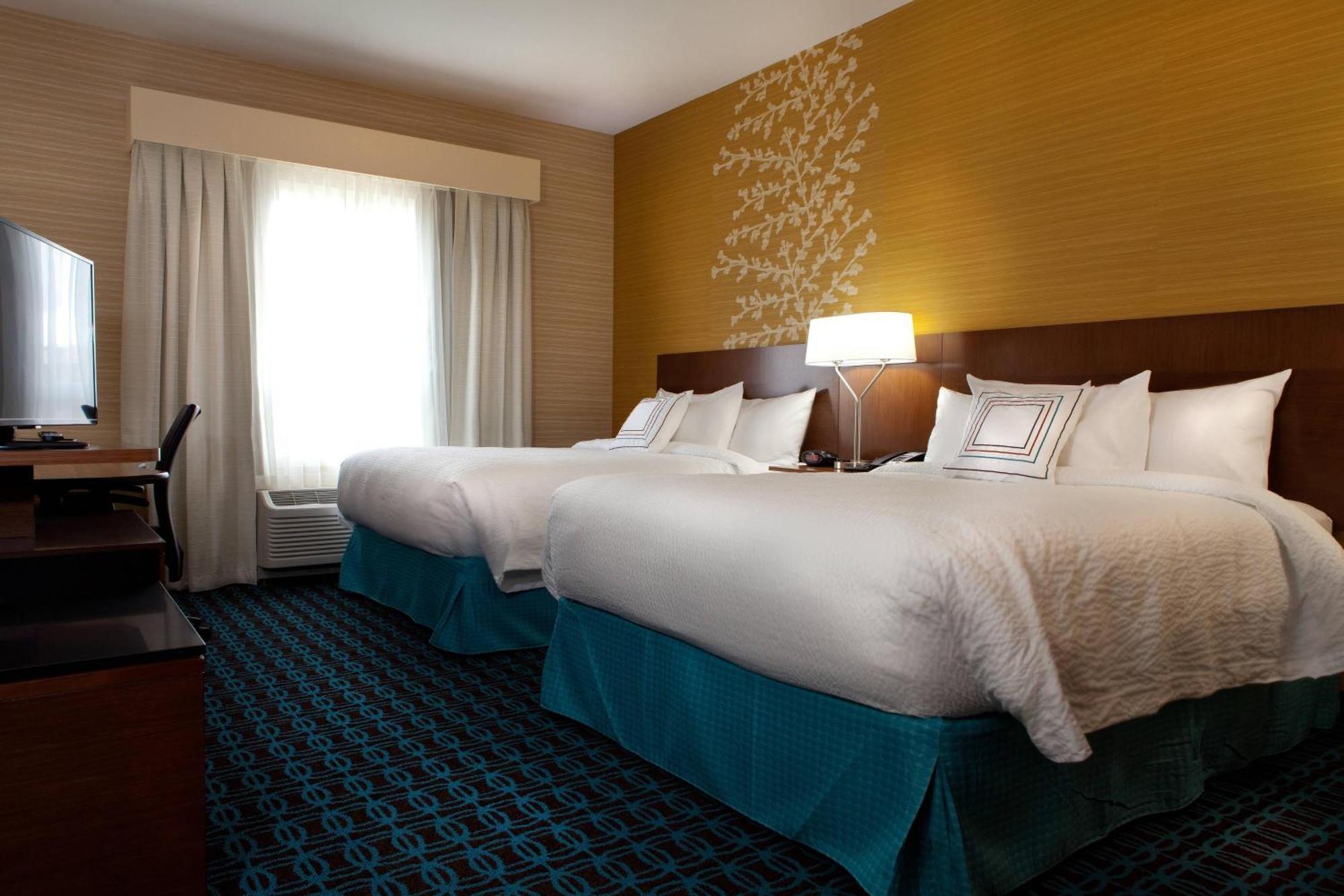 Fairfield Inn & Suites By Marriott Lethbridge Esterno foto
