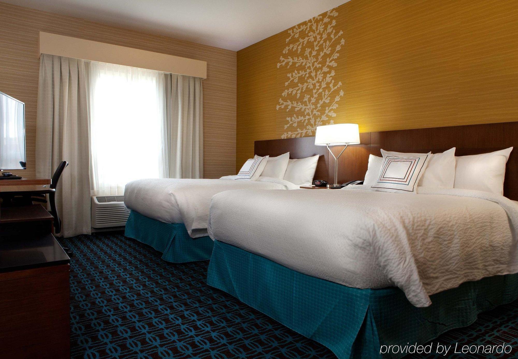 Fairfield Inn & Suites By Marriott Lethbridge Esterno foto