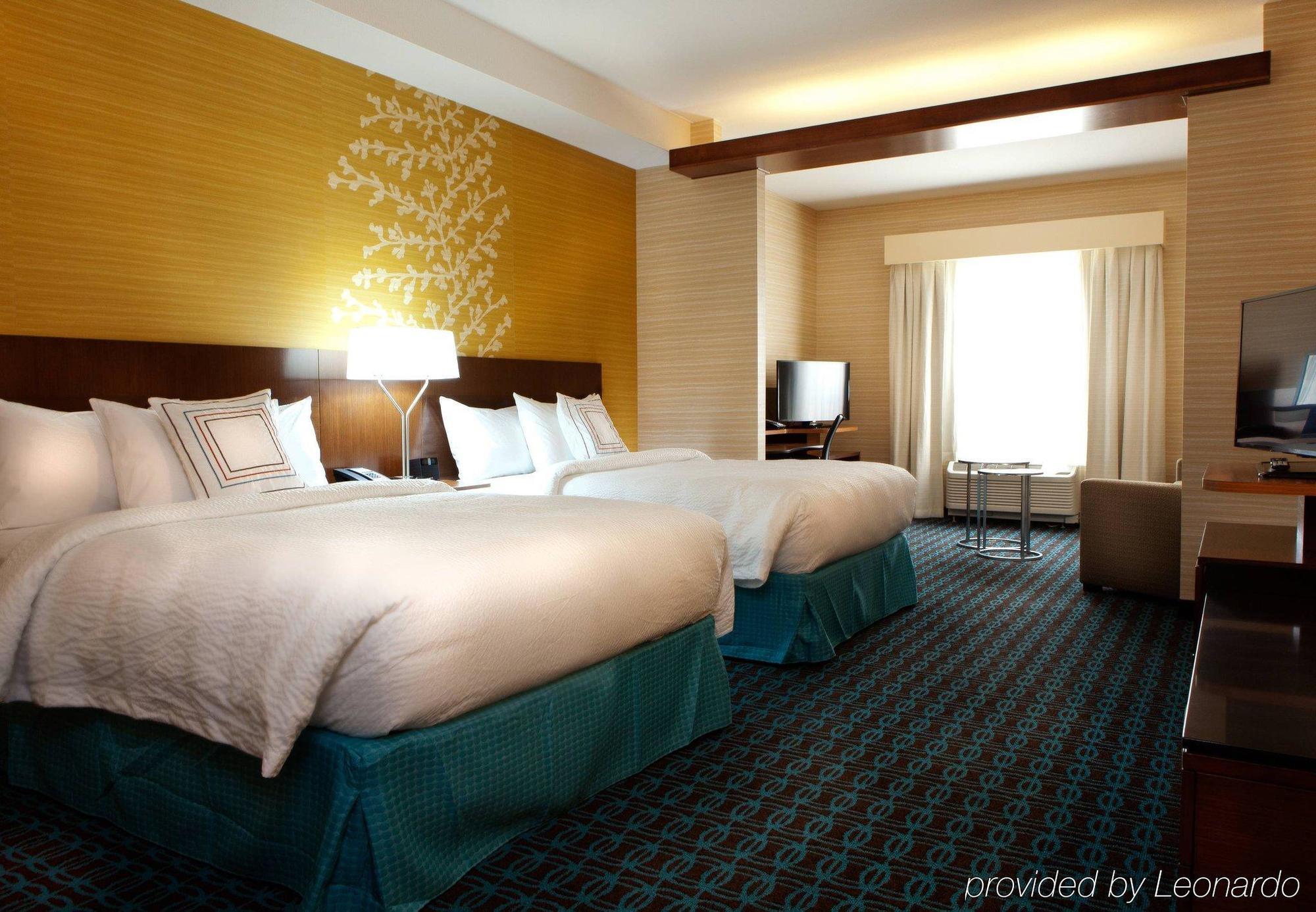 Fairfield Inn & Suites By Marriott Lethbridge Esterno foto